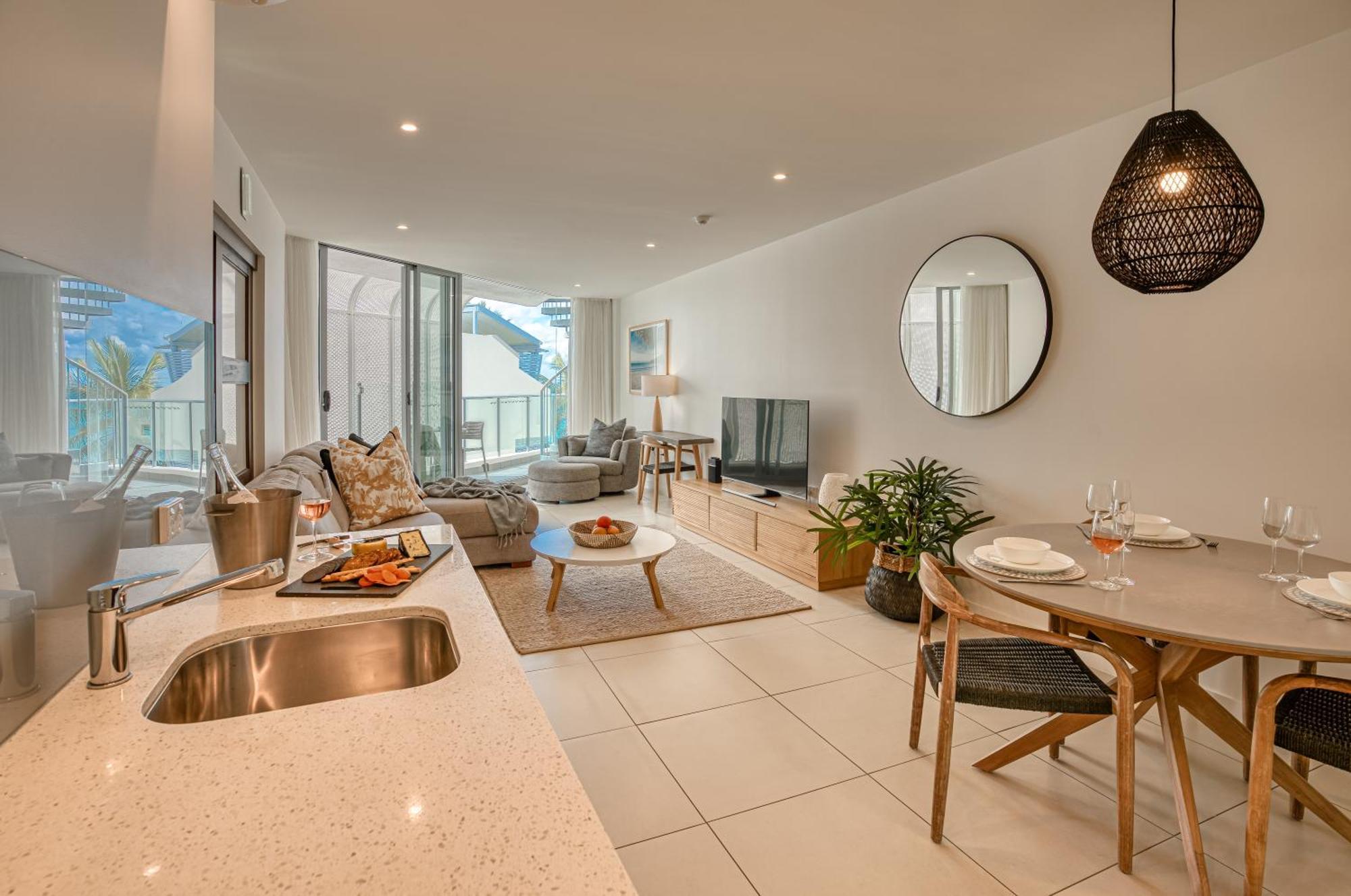 On The Beach Noosa Resort Luaran gambar